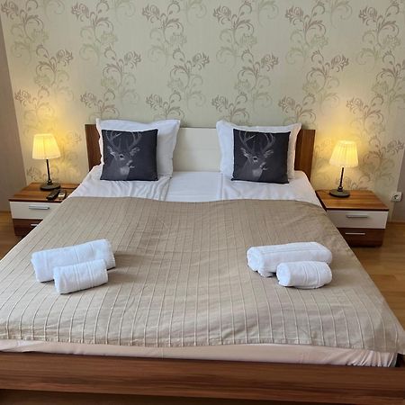 Flora Hotel Apartment 103 Боровец Екстериор снимка